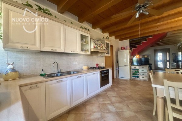 casa indipendente in vendita a Verona in zona San Michele Extra