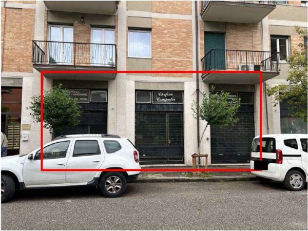 negozio in vendita a Verona