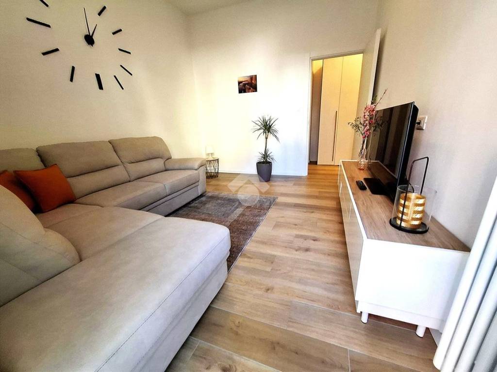 appartamento in vendita a Verona in zona Golosine