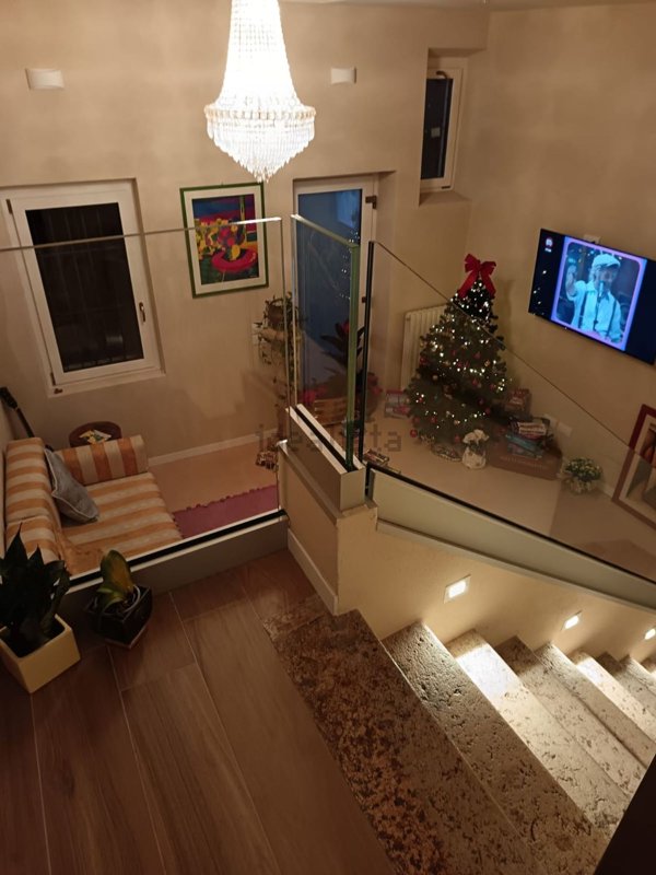 casa indipendente in vendita a Verona in zona Avesa