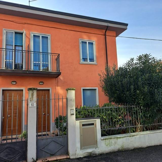 casa indipendente in vendita a Verona in zona San Michele Extra