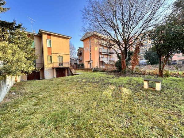 casa indipendente in vendita a Verona in zona Golosine