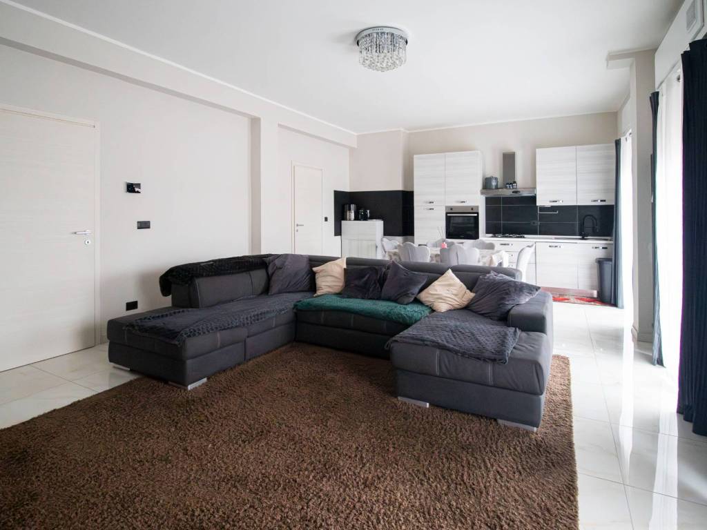 appartamento in vendita a Verona in zona Golosine