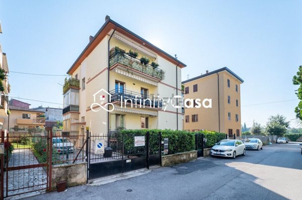 appartamento in vendita a Verona in zona Quinzano