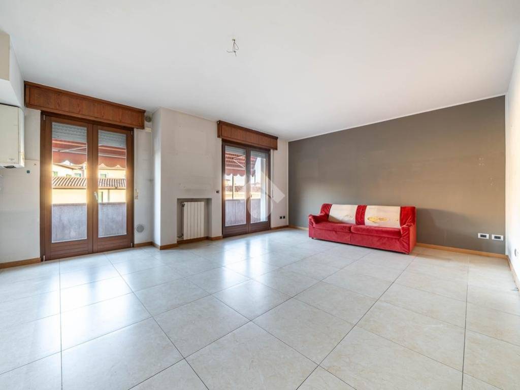 appartamento in vendita a Verona in zona Borgo Roma
