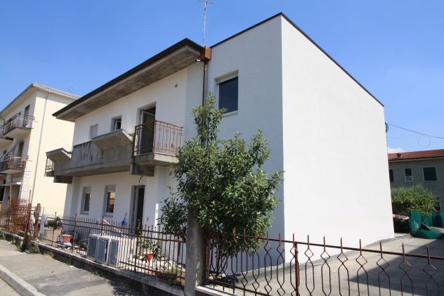 appartamento in vendita a Verona in zona Borgo Roma