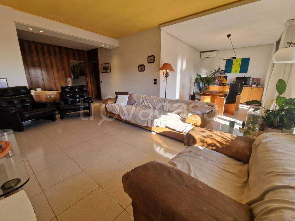 appartamento in vendita a Verona in zona Santa Lucia