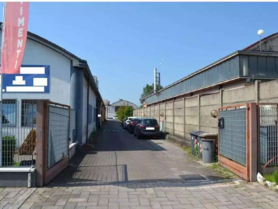 capannone in vendita a Verona