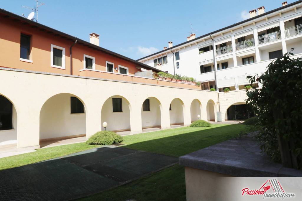 appartamento in vendita a Verona in zona Borgo Trento