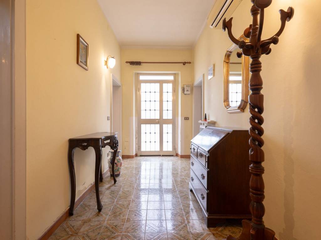 appartamento in vendita a Verona in zona Borgo Roma