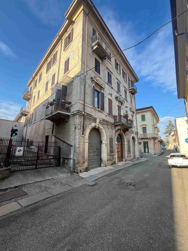 appartamento in vendita a Verona in zona San Zeno
