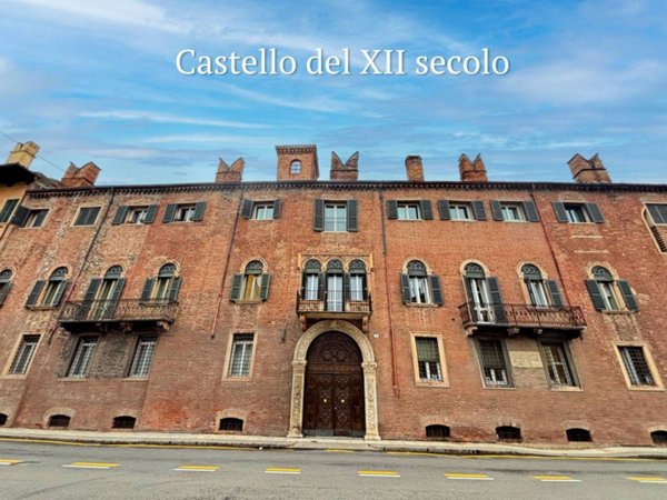 appartamento in vendita a Verona in zona Centro Storico