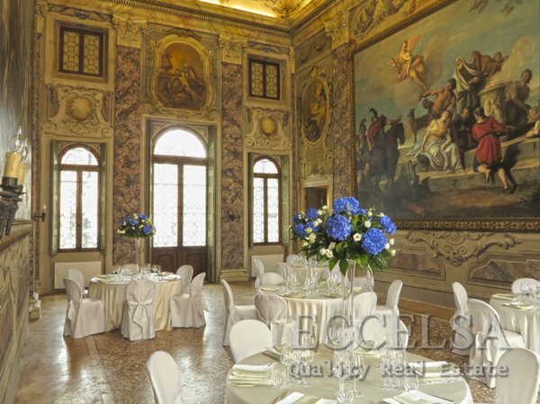 appartamento in vendita a Verona in zona Centro Storico