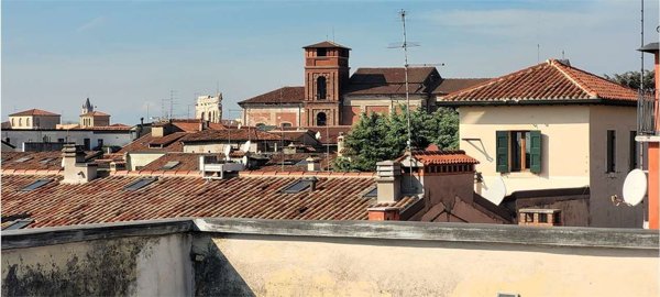 appartamento in vendita a Verona in zona Centro Storico