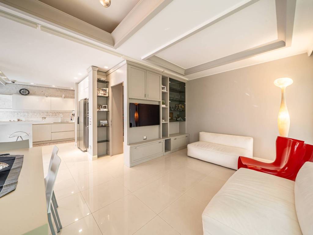 appartamento in vendita a Verona in zona Valdonega