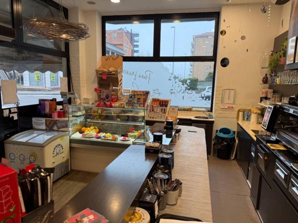 negozio in vendita a Verona