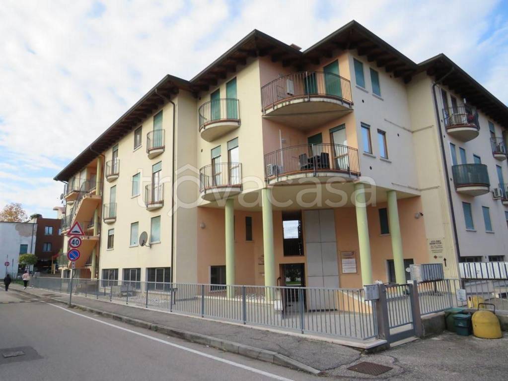 ufficio in vendita a Verona in zona Borgo Trento