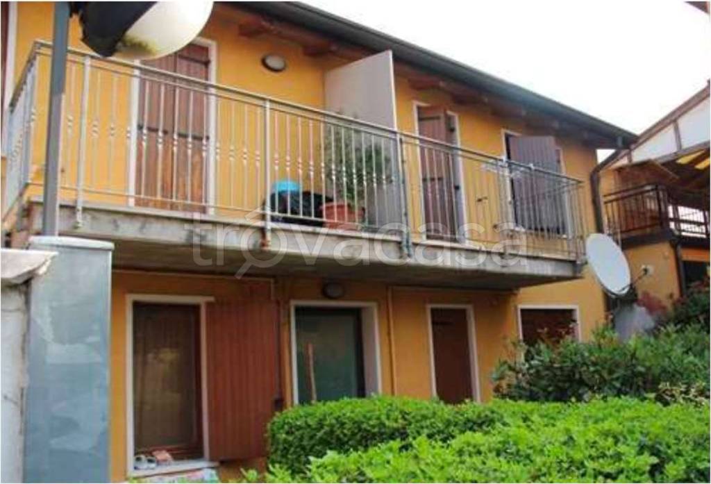 appartamento in vendita a Verona in zona Cadidavid