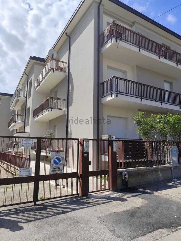 appartamento in vendita a Verona in zona Cadidavid