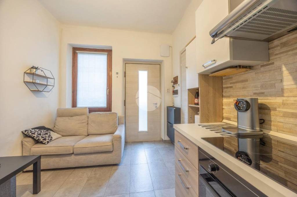 appartamento in vendita a Verona in zona Borgo Roma