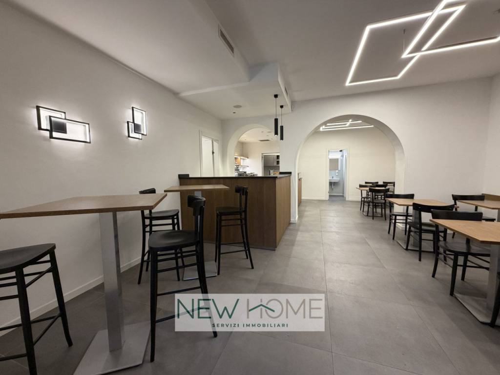 negozio in vendita a Verona in zona Golosine