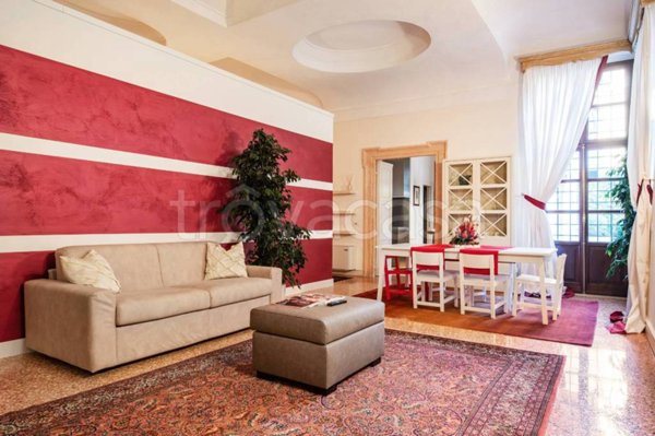 appartamento in vendita a Verona in zona Centro Storico