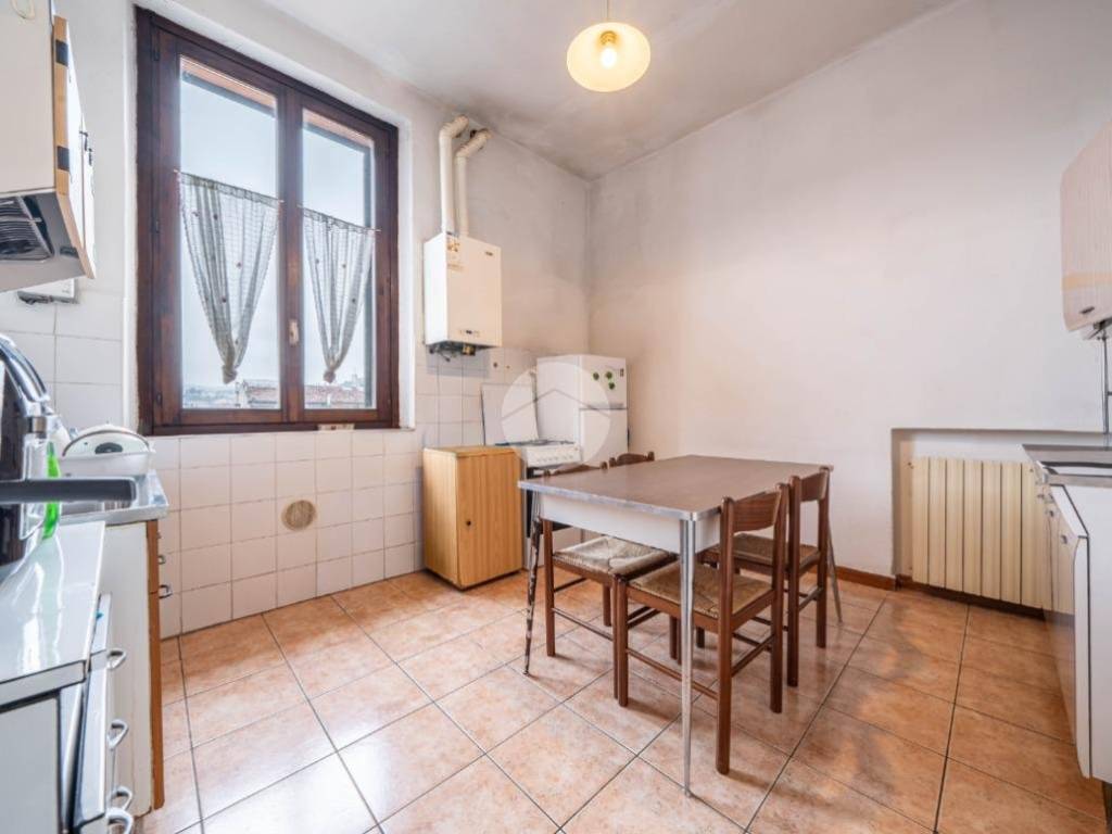 appartamento in vendita a Verona in zona Centro Storico