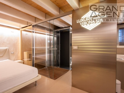 appartamento in vendita a Verona in zona Centro Storico