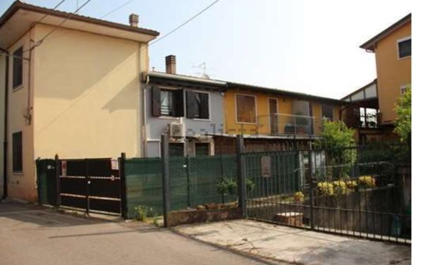 appartamento in vendita a Verona in zona Cadidavid