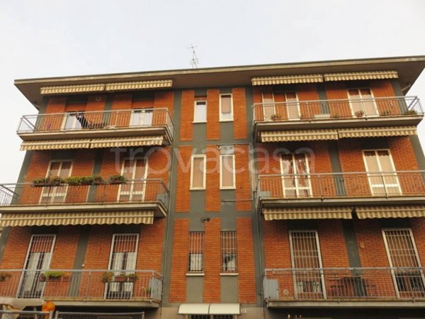 appartamento in vendita a Verona in zona Borgo Roma