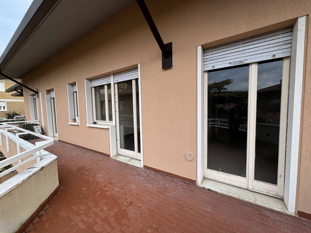 appartamento in vendita a Verona in zona Valdonega