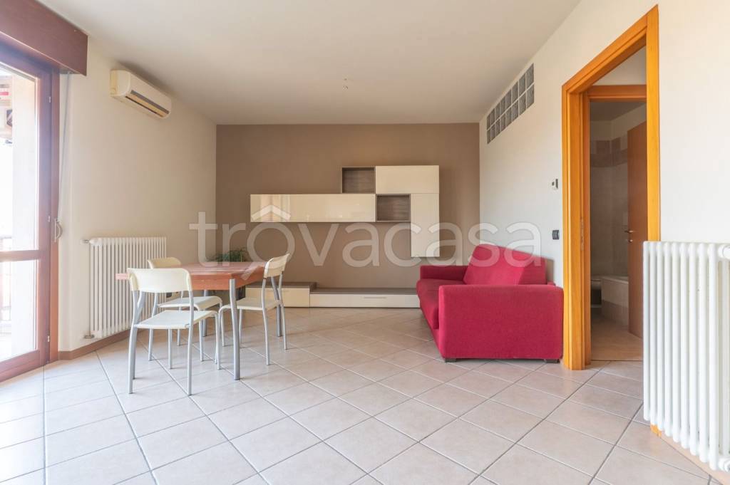 appartamento in vendita a Verona in zona Cadidavid