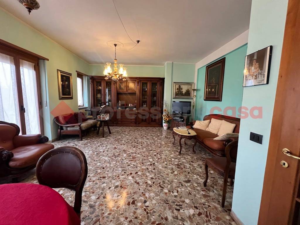 appartamento in vendita a Verona in zona Centro Storico