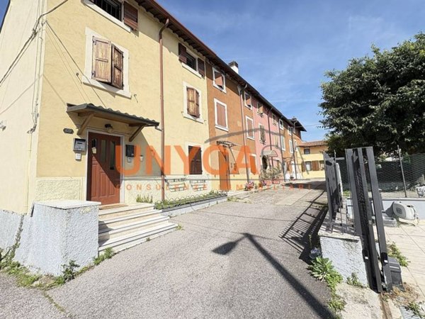 appartamento in vendita a Verona in zona San Michele Extra