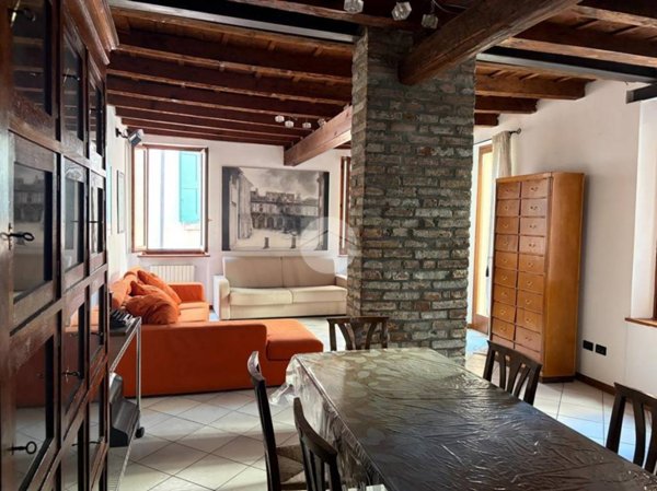 appartamento in vendita a Verona in zona Cittadella