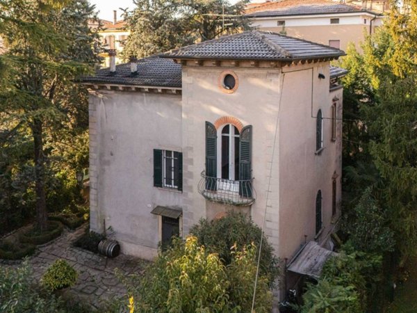 casa indipendente in vendita a Verona in zona San Pancrazio