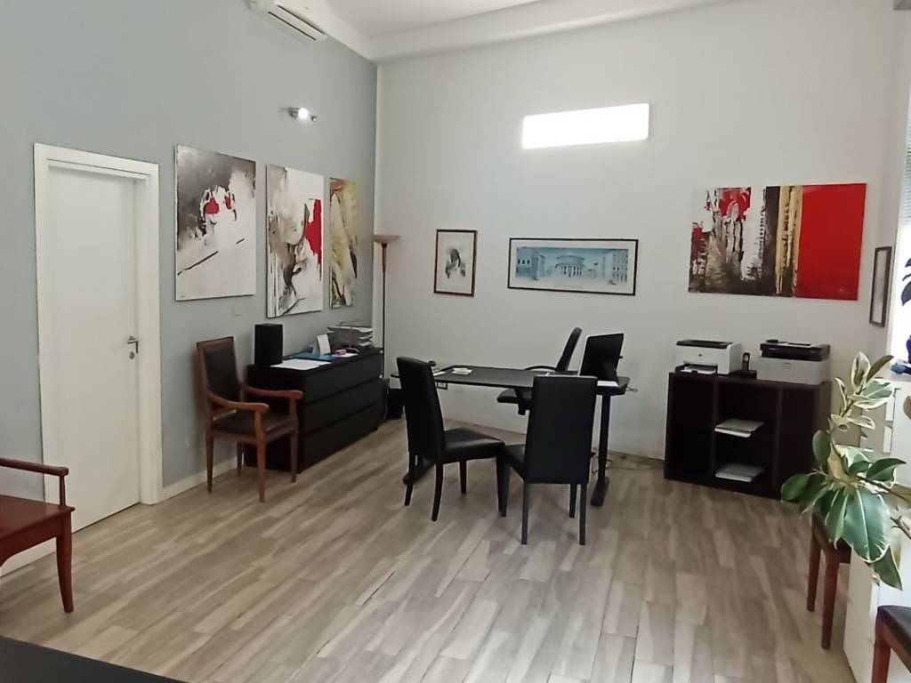 negozio in vendita a Verona in zona Veronetta