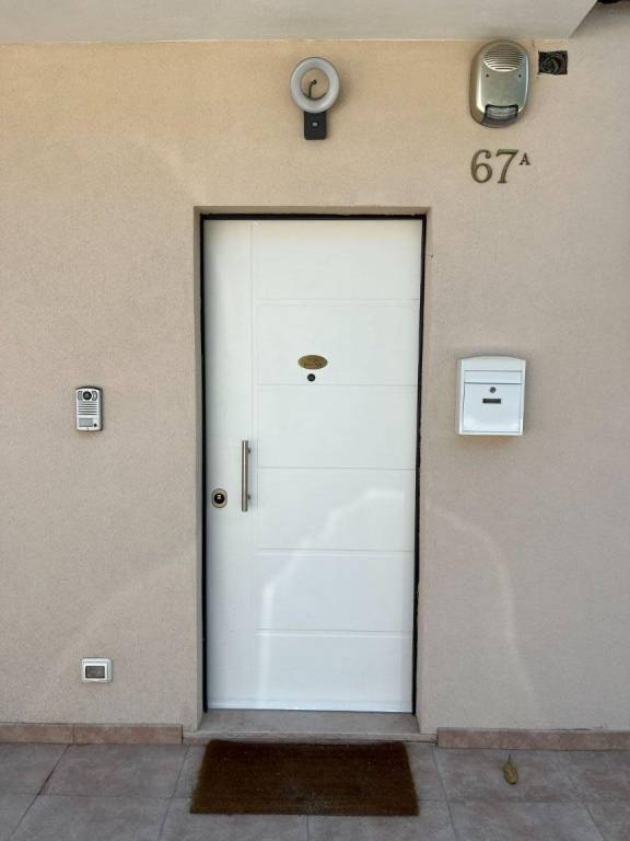 appartamento in vendita a Verona in zona Cadidavid