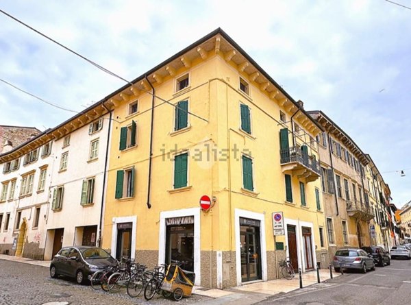 appartamento in vendita a Verona in zona Veronetta
