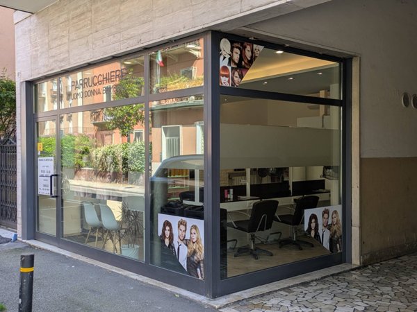 locale commerciale in vendita a Verona in zona Borgo Venezia / Borgo Trieste