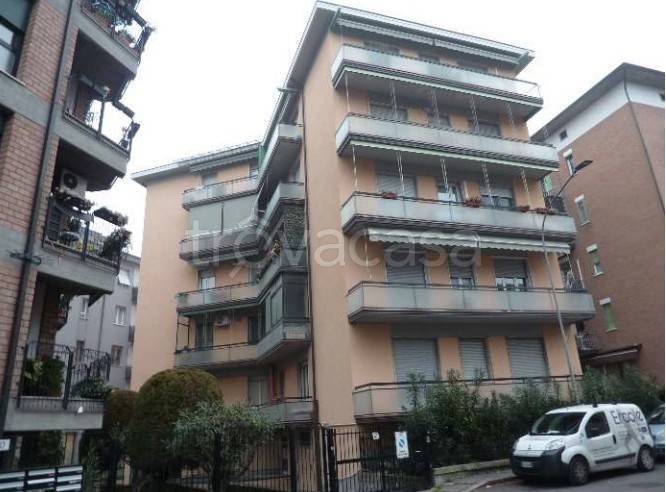 appartamento in vendita a Verona in zona Borgo Milano