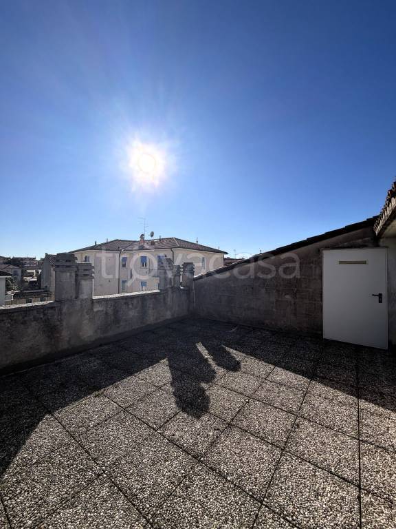 appartamento in vendita a Verona in zona Borgo Venezia / Borgo Trieste