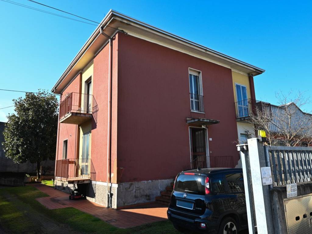 appartamento in vendita a Verona in zona Golosine