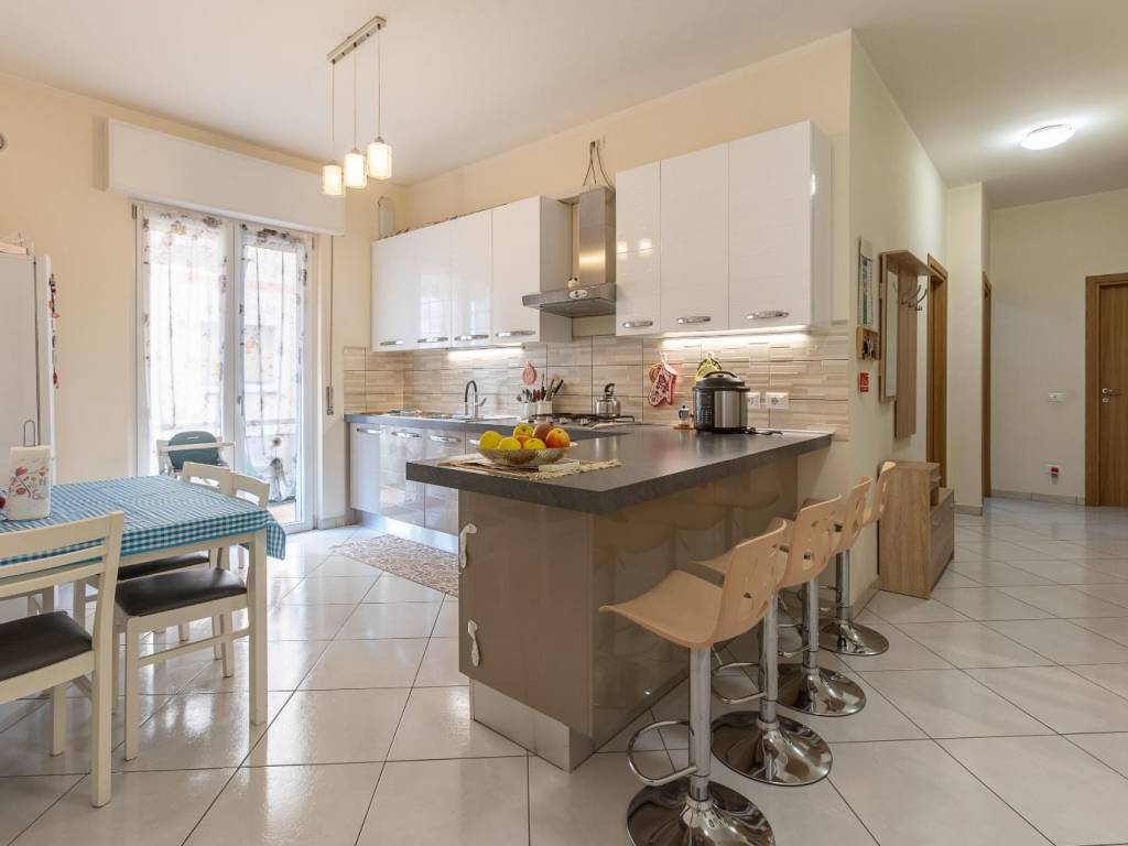 appartamento in vendita a Verona in zona Borgo Roma