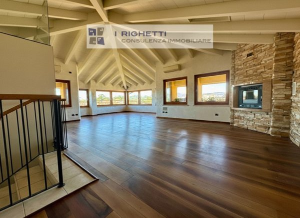 appartamento in vendita a Verona in zona Centro Storico