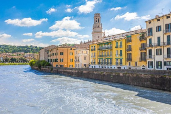 appartamento in vendita a Verona in zona Centro Storico