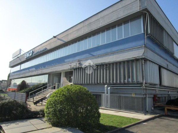 ufficio in vendita a Verona in zona Golosine