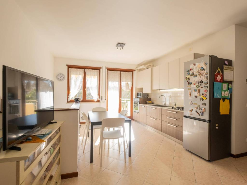 appartamento in vendita a Verona in zona Borgo Roma