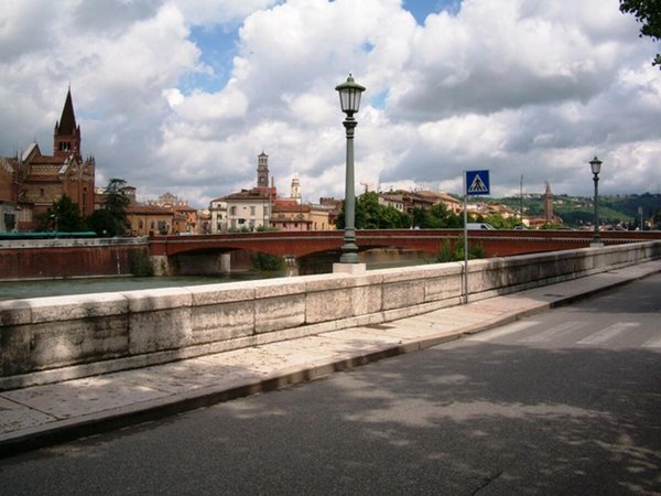 appartamento in vendita a Verona in zona Centro Storico