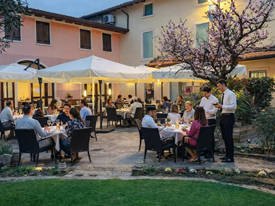 negozio in vendita a Verona in zona Centro Storico